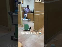 SERVING ROBOT 🤖