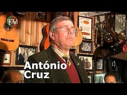 ANTÓNIO CRUZ ao vivo com o fado " Sei Que Pareço Um Ladrão " | #FadoTV