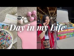 workout routine for weight loss, book haul, cozy hobbies, baseball game | DAY IN MY LIFE VLOG