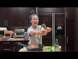 Cooking and eating steamed brisket veggie rolls for dinner! l Easy 5 Minute Recipe