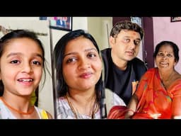 Ruhi ka ghar pe welcome🤗Kinjal n banaya makai🌽 ka bhajiya👌Aarohi ka makeup💄Stor .