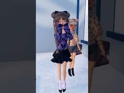 She Waved at Me… Then Killed Me 😱🪞🔪 #roblox #dti #shorts