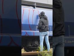 Painting graffiti throw-ups doesn’t cost a lot of time or effort, yet it’s so satisfying.