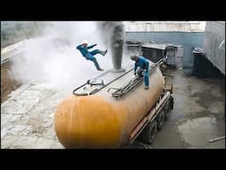 Total Idiots at Work Caught on Camera