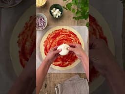 Pizza cuatro quesos con hojaldre - Recetas Buitoni #shorts