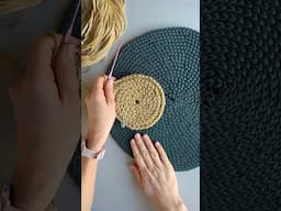 Quick and easy crochet tutorial for crocheting placemats #crochet #howtocrochet #diy #diycrafts
