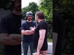 Si tu vois une grand-mère se faire agresser ?