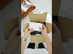 Canon PowerShot V1 Unboxing with @itizwil