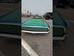 Good times #lowriders#lincoln#continental#airride#jump#coolcars #battleinbama