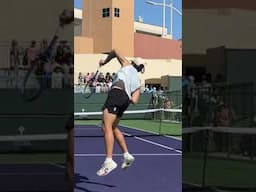 A deep knee bend IS NOT what makes your #tennisserve powerful! #tennis
