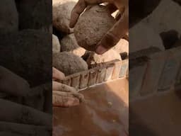 Red Sand crumbling❤#asmrsand #relaxingcrunch #oddlysatisfying #asmrsand #satisfying #asmrtriggers
