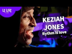 Keziah Jones chante Rhythm Is Love en concert privé