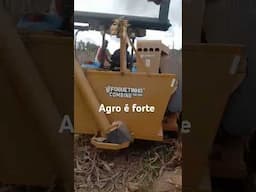 Colhendo milho com o Foguetinho Combine #agro
