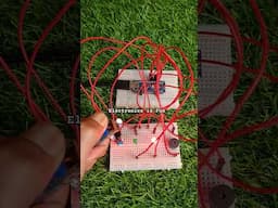 Fire Detector Using Arduino 😱😱 #shorts #arduino #youtubeshorts #ytshorts #ai