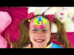 Nastya and the rainbow spiral: everything spins!  ¡Historia divertida para niños!