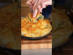 La spanakopita, une tourte aux épinards aussi simple que belle 🇬🇷🍃