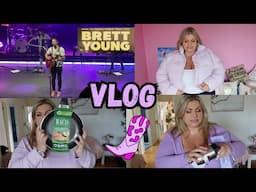 Brett Young concert & Aldi, Reject Shop, Big W purchases