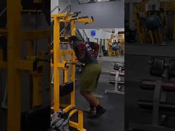Grown man chest workout #gym
