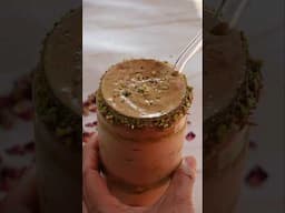 1 Minute Cold Coffee#shots #Coffee #pistachiocoffee