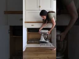 The best kitchen hack - pull out cabinet shelves! #kitchenorganization #kitchenhacks #storageideas