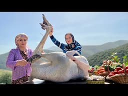 Epic Village Cooking: Giant Ostrich, Tuna Fish & Cow Leg Feast Shared with Neighbors