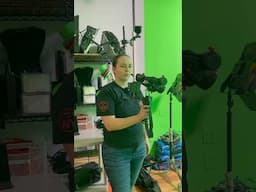 Swando shows us the #greenscreen #production room @ the #3DAnimation & #VisualEffects dept @ #SVA