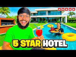 LOGGY Staying at 5 Star HOTEL and He is SOOOO HAPPY 😲