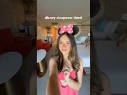 checking into a disney resort!! room tour, & a surprise gift!! 🐭💖