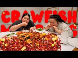 GIANT CRAWFISH SEAFOOD BOIL 🦞 MUKBANG 먹방 EATING SHOW! + Shrimp and Mussels 🦐 | MONDAY MUNCHIES