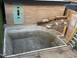 Building the Beastie WATERFALL  and  Concreting the Pond
