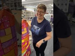 Our most controversial quilt colour mix! 😵Watch Jeanette's reaction #quilting #fabrics #fabricscraps