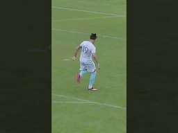 Un aperçu du talent d'Olger Escobar / Olger Escobar we see you