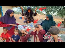 Narges sells the house to find a safe place for her children