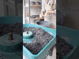 Reclaiming black clay #ceramics #pottery #diy #recycling #ceramicart