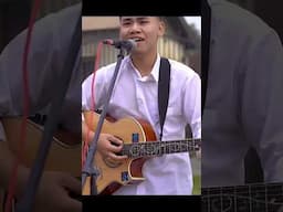 The very talented singer Malem Loukham singing: waheina phongdokpa ngamdrabasu.