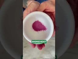 Make your own all natural lipgloss.  Just two ingredients! #naturalbeauty #naturalremedies #makeup