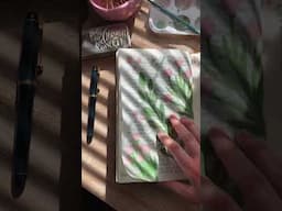 I want to live inside the Onion Skin Journal. The paper crinkle! 🧅 📓 #shorts