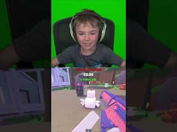 Can I Find Hider Dad Before Time Runs Out? #shorts #roblox #robloxshorts