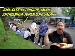 WARUNG SATE PINGGIR JALAN YANG ANTRIANNYA SEPANJANG JALAN!!