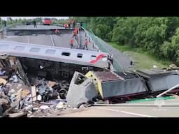 Bridge collapse in Russia caused by 'blast' leaves 7 dead | AFP