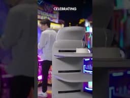 An all-day waiter without extra hires? | Autonomous