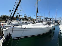 Marlow Hunter 33E Cruising Sailboat For Sale in San Diego California By: C Ian Van Tuyl Yacht Broker