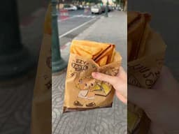 Trying a cheese toastie from 7 Eleven in Thailand 🇹🇭