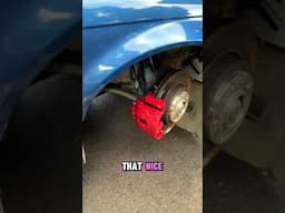 A cheap and awesome way to make your car stand out! Spray painting your brake calipers is a MUST 😎