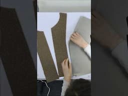 Sew the front facing to the front bodice lining #sewingtips #sewingtutorial #sewing #縫製 #洋裁