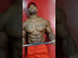Training Biceps with our Body of the Year