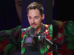 Jake Thomas thinks 'Lizzie McGuire' is cursed?