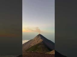 The most unreal experience hiking Volcán Acatenango 🌋🇬🇹 #acatenango #guatemala #guatemalatravel