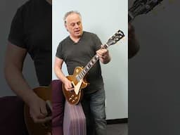 Gibson Unboxing: The 70s Icon Les Paul Deluxe Gold Top