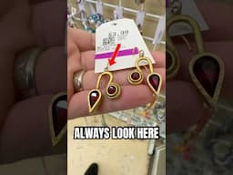 👀 ALWAYS LOOK FOR THIS… It Could Make You Serious CASH 💰 #thrifting #reselling
